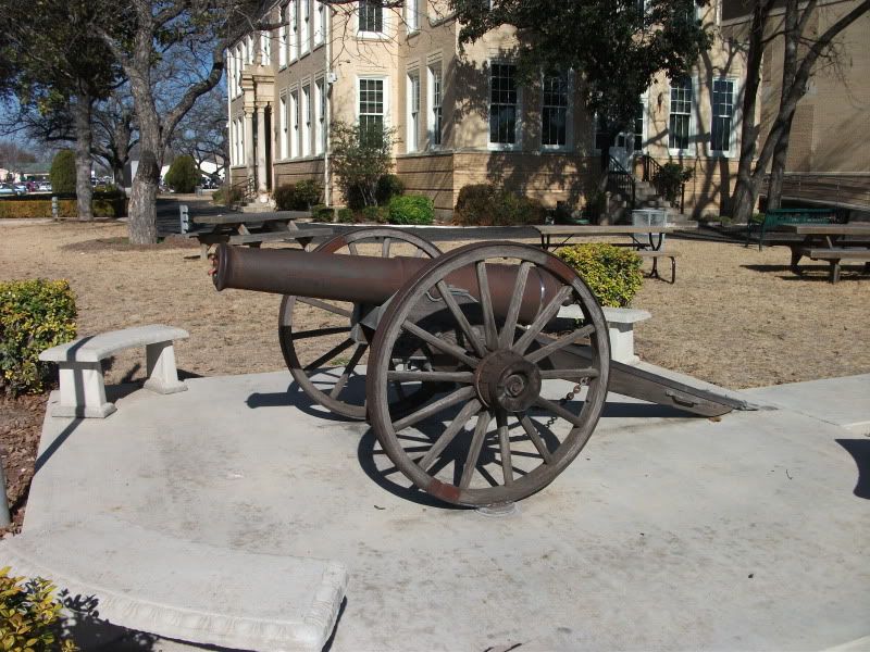 civilwarcannon.jpg