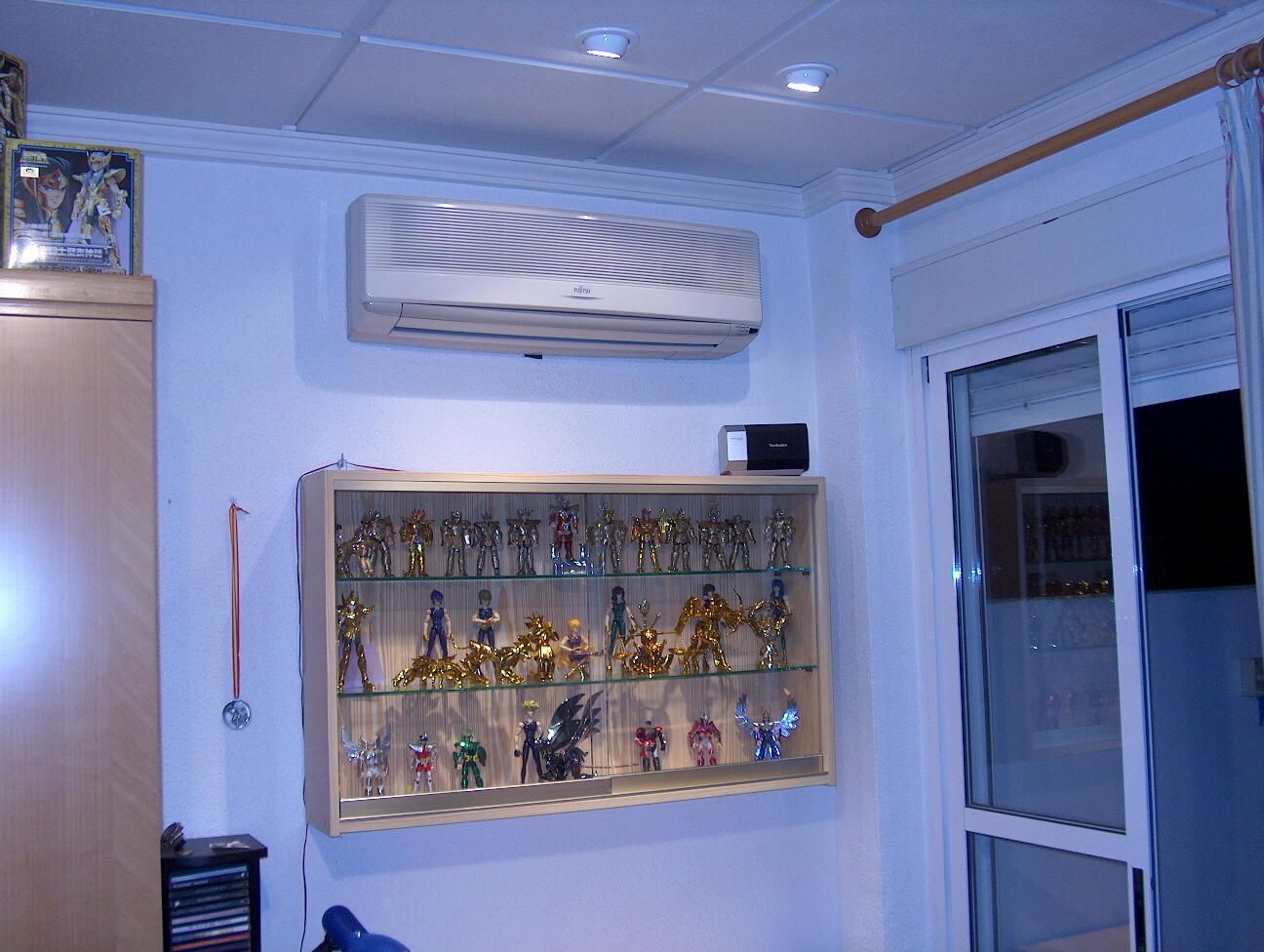 Ver Tema - Vitrinas para los Myth