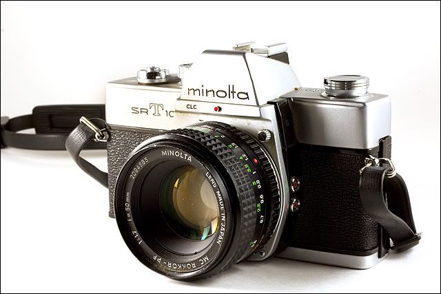 IMAGE: http://i9.photobucket.com/albums/a51/jrm27/lightbox%20test/cameraforweb1.jpg