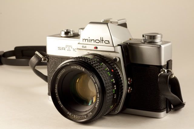 IMAGE: http://i9.photobucket.com/albums/a51/jrm27/lightbox%20test/cameraraw.jpg