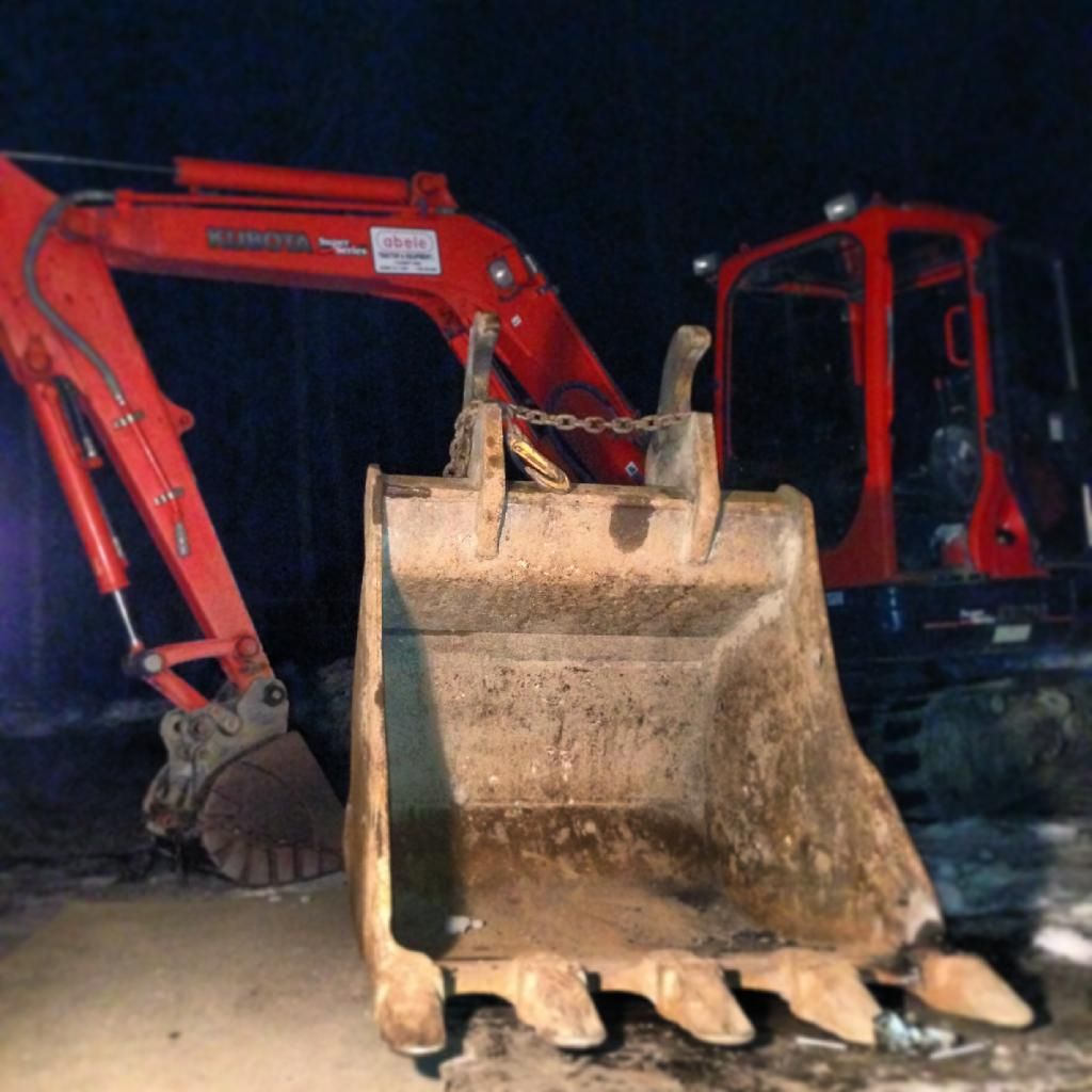 Excavator Stuff (pic heavy)