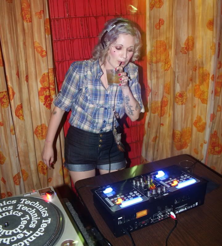 Photobucket - Video and Image Hosting