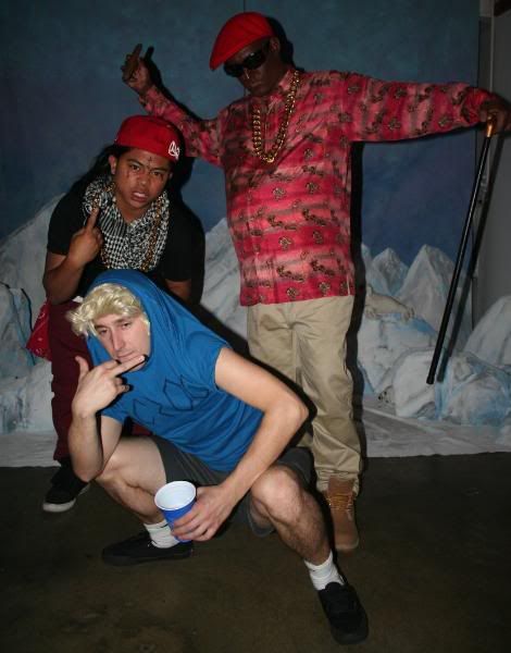 Photobucket - Video and Image Hosting