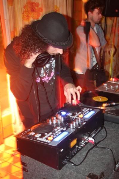 Photobucket - Video and Image Hosting