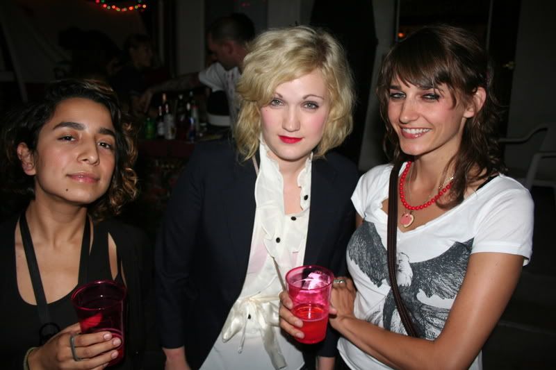 Photobucket - Video and Image Hosting