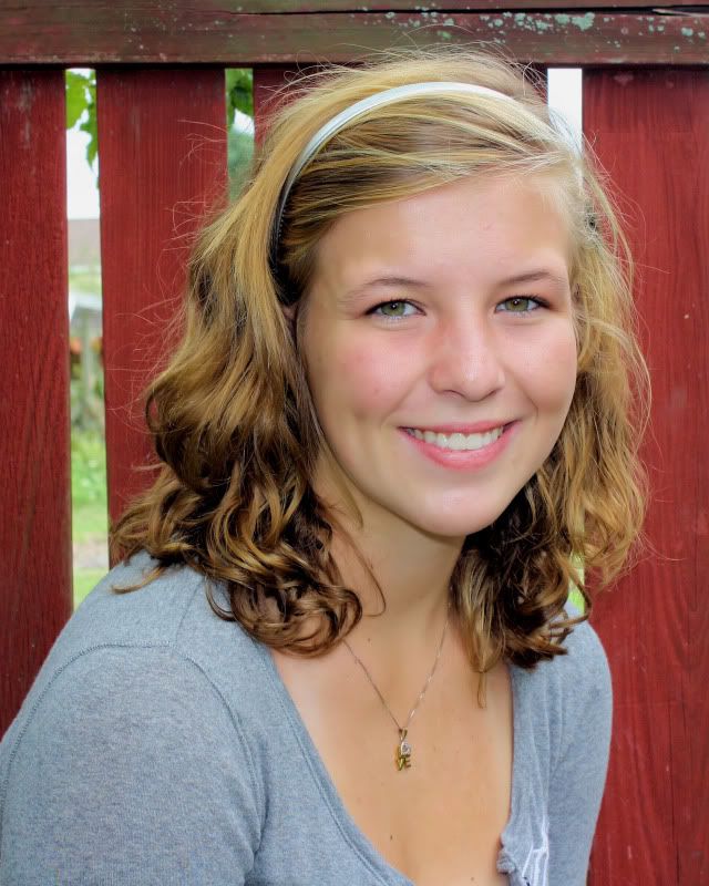 IMAGE: http://i9.photobucket.com/albums/a54/kelseys_mommy/Misc/IMG_8950-8x10.jpg