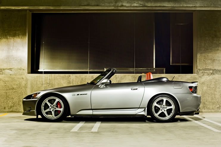 IMAGE: http://i9.photobucket.com/albums/a57/HunterEz/20060809RevJunkyPhotoshoot/IMG_9192.jpg