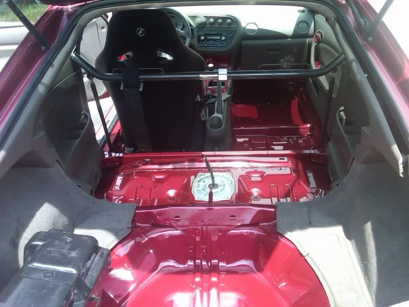 http://i9.photobucket.com/albums/a58/avus323is/Interior-3.jpg