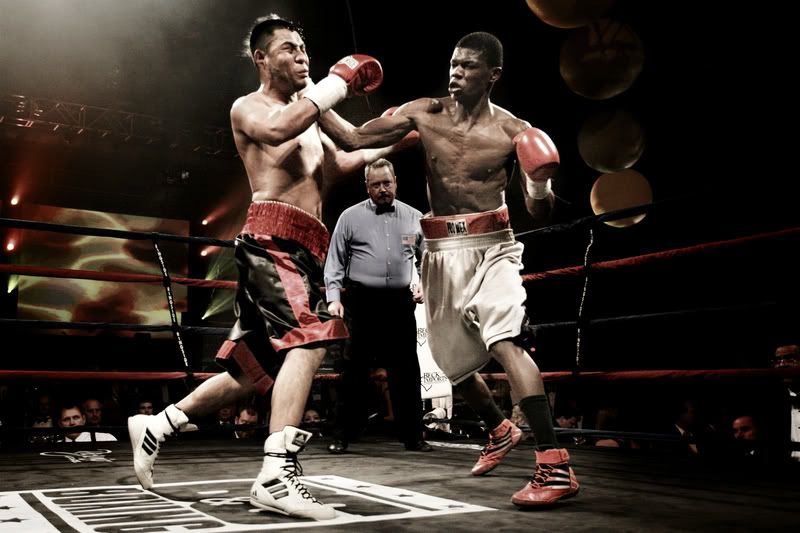 IMAGE: http://i9.photobucket.com/albums/a58/fenixfoto026/aIMG_3334-web.jpg