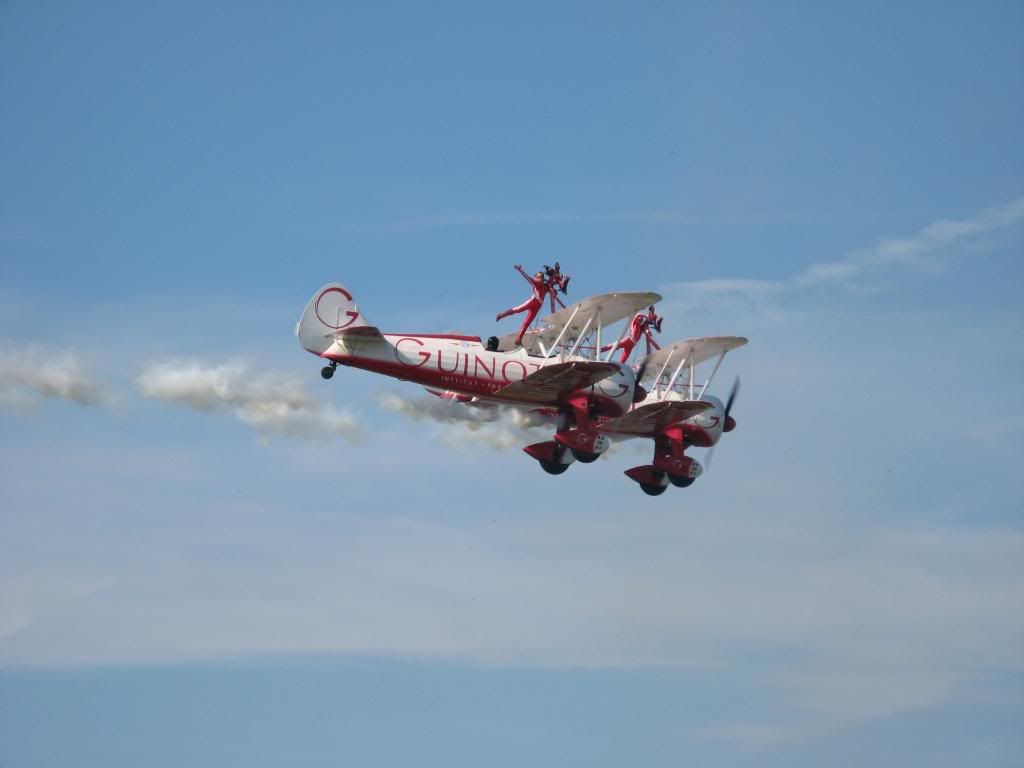 IMAGE: http://i9.photobucket.com/albums/a60/johnrpics/Wings%20and%20Wheels/IMG_1460.jpg