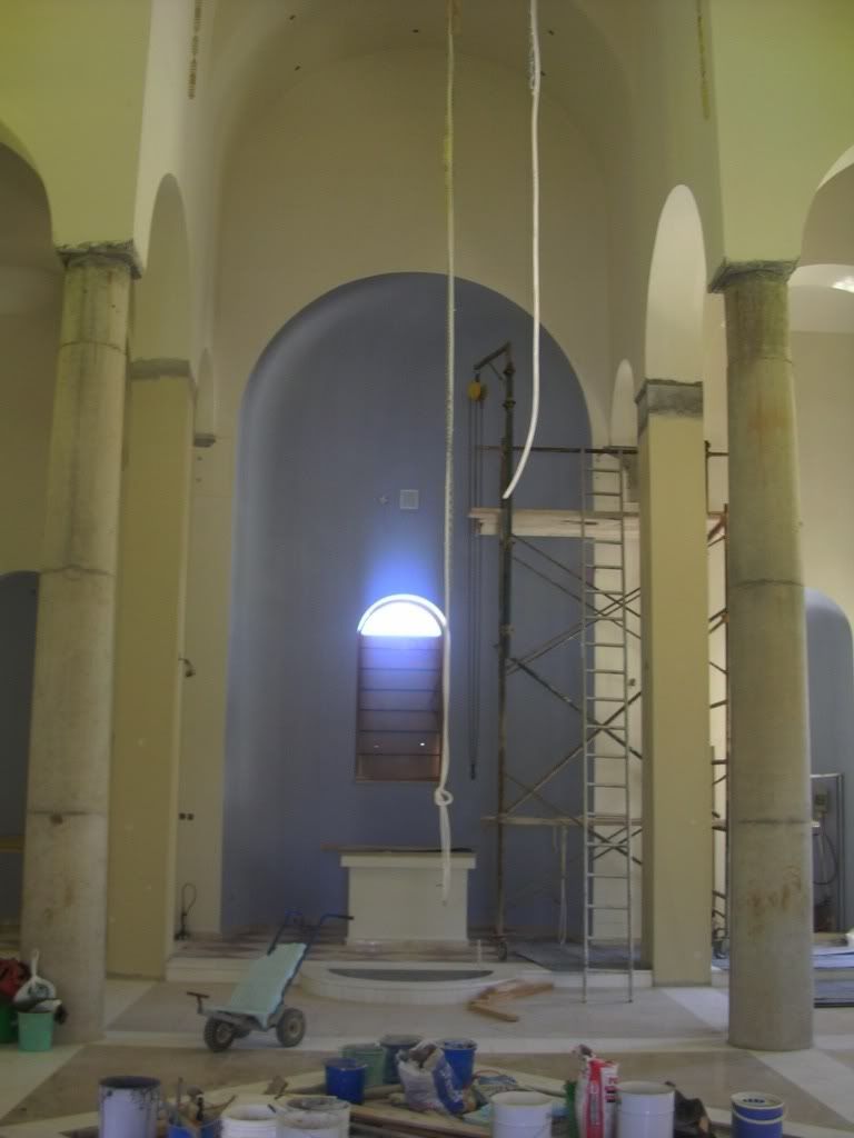 insidenewchurch.jpg