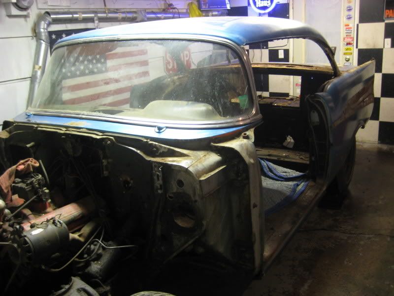 http://i9.photobucket.com/albums/a72/frogiiie/teardown8-24002.jpg