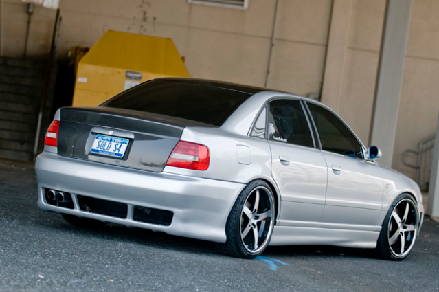http://i9.photobucket.com/albums/a75/DRJETTA/oc4.png