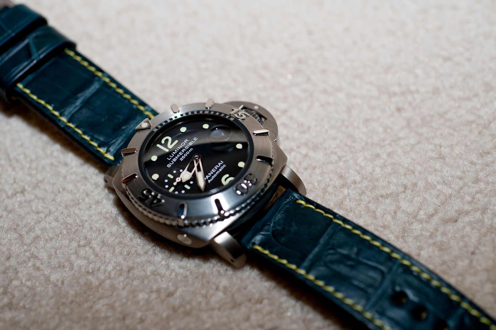 who knows any watches made out of titanium? Page 2