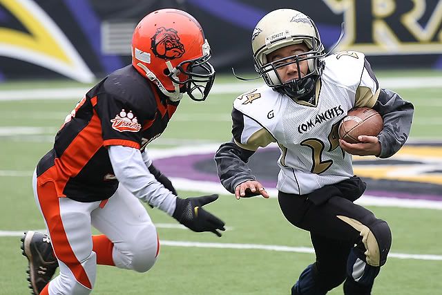 IMAGE: http://i9.photobucket.com/albums/a81/mysiggysnstuff/IMG_4693-12-20-web.jpg