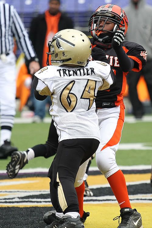 IMAGE: http://i9.photobucket.com/albums/a81/mysiggysnstuff/IMG_4784-web.jpg