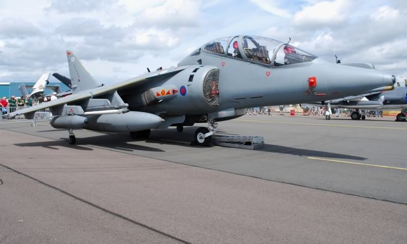 http://i9.photobucket.com/albums/a82/pagen/Yeovilton%2010/HarrierT10.jpg