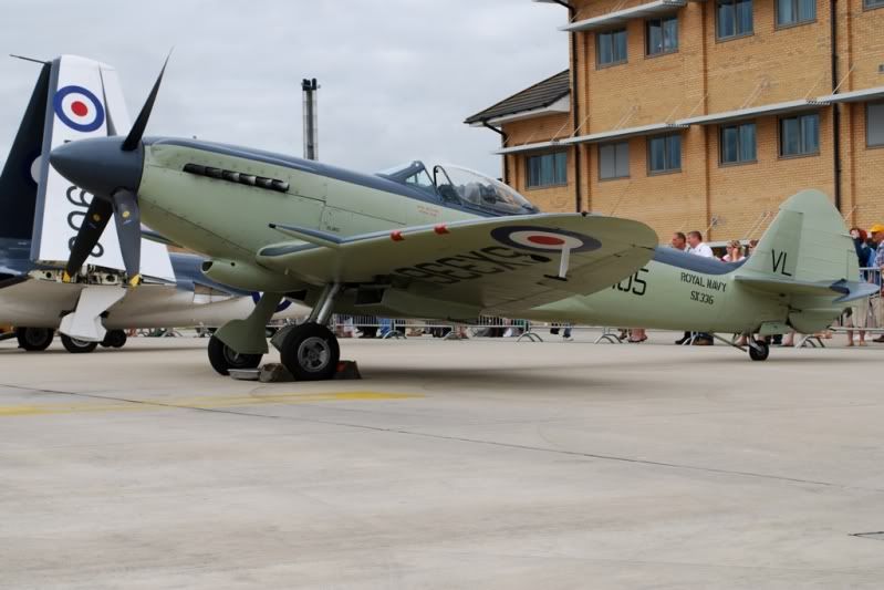 http://i9.photobucket.com/albums/a82/pagen/Yeovilton%2010/SeaFire3.jpg