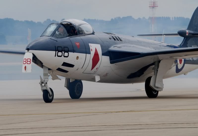 http://i9.photobucket.com/albums/a82/pagen/Yeovilton%2010/SeaHawk2.jpg