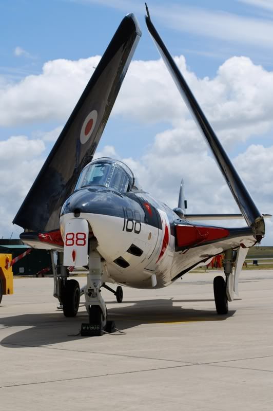 http://i9.photobucket.com/albums/a82/pagen/Yeovilton%2010/SeaHawk7.jpg