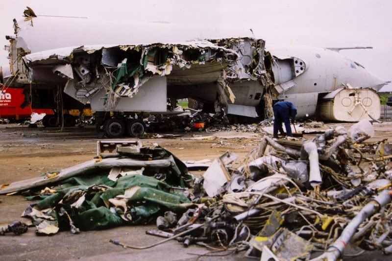 http://i9.photobucket.com/albums/a82/pagen/st%20mawgan%20aircraft/Victor190.jpg