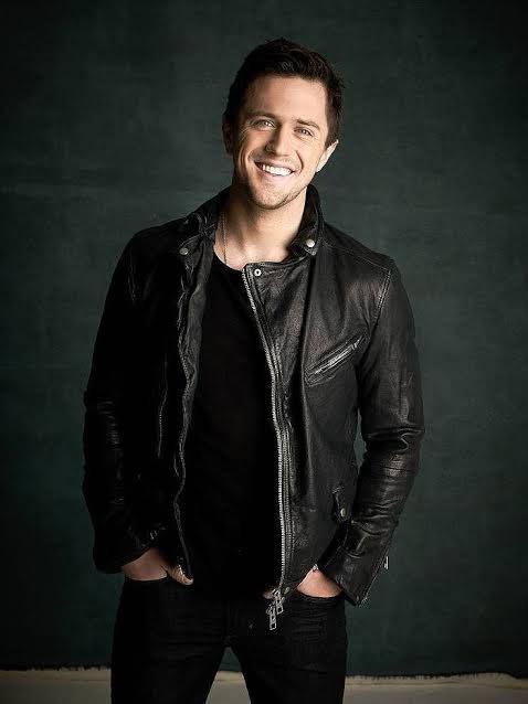 Author Pierce Brown