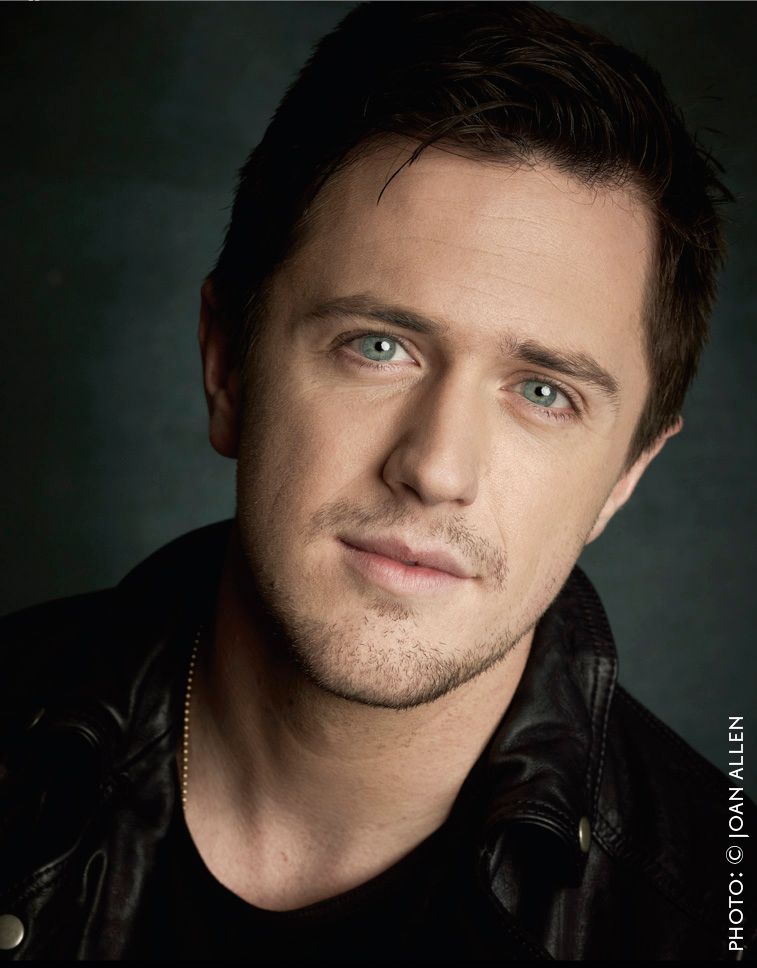 Author Pierce Brown