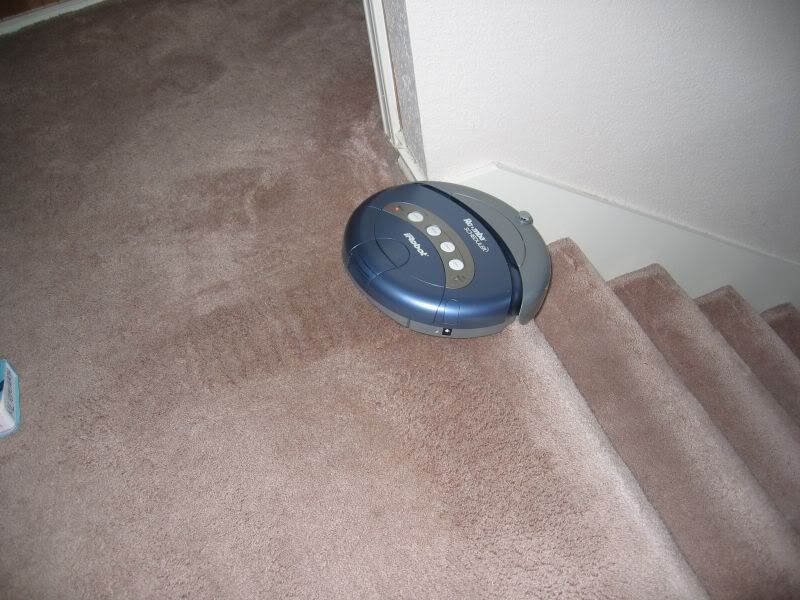 ROOMBA FALLS DOWN THE STAIRS A SECONd TIME!!!! • Robot Reviews