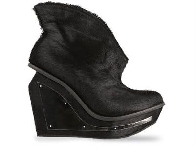 Jeffrey-Campbell-shoes-Xanadu-Fur-B.jpg picture by Deathbutton