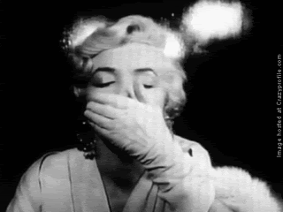 Marilyn Blowing kisses
