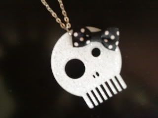 skull neck 2