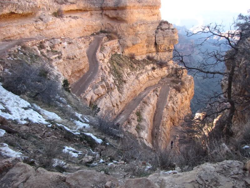 Steep, windy Grand Canyon Trail