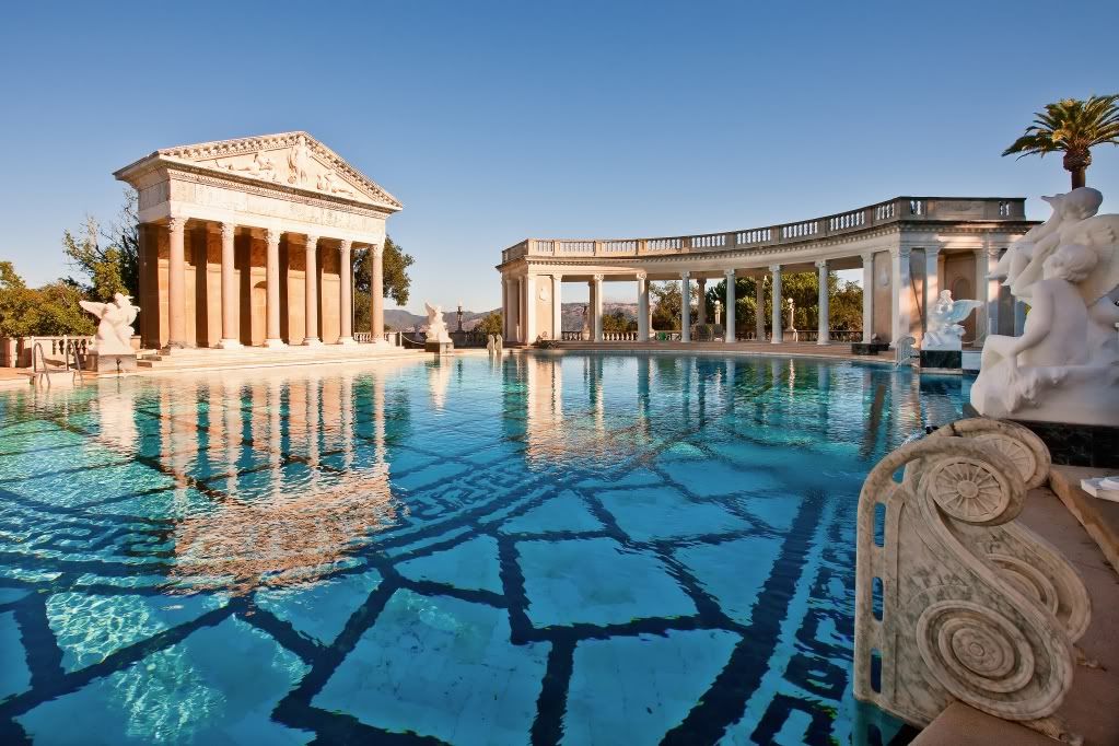 IMAGE: http://i9.photobucket.com/albums/a92/DJJUST/HearstCastle.jpg
