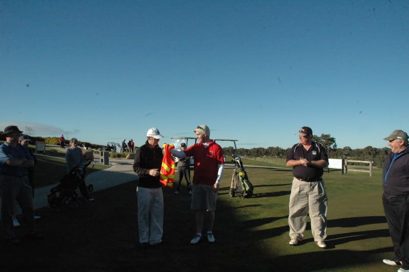 drive options on the practice green 8 15 am briefing