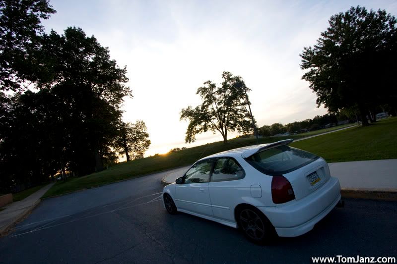 IMAGE: http://i9.photobucket.com/albums/a98/boostd240/Photos/IMG_3738nonedit.jpg