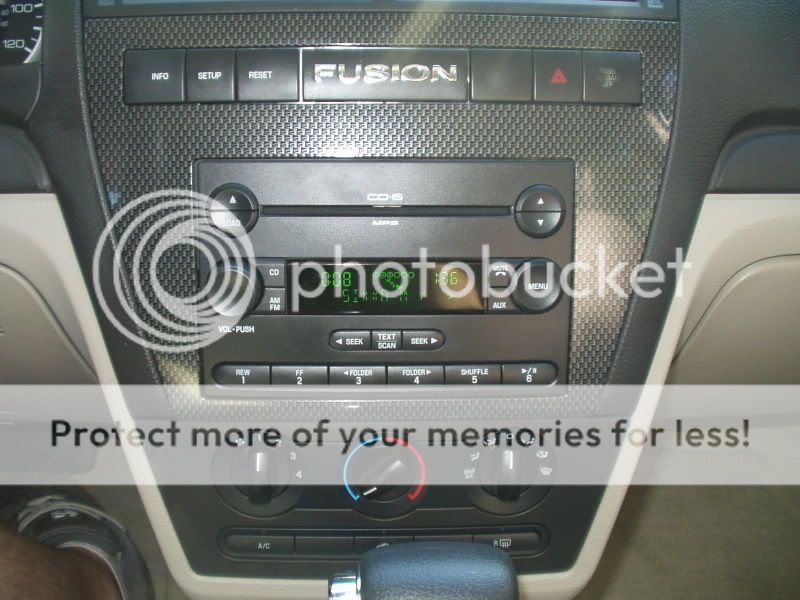 2006 Ford fusion radio aux button