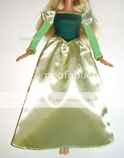 Barbie Fashion Signature Green Gown/Dress Costume For Barbie Dolls 